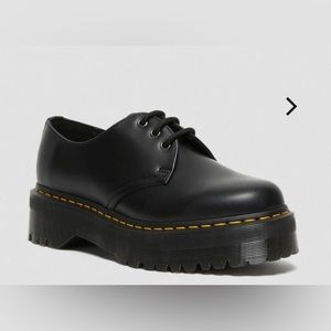 Smooth leather Dr. Marten platform oxfords